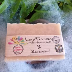 Pavé au MIEL DE GUYANE aide les peaux sèches